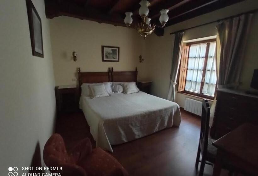 هتل روستایی Rural Ovio