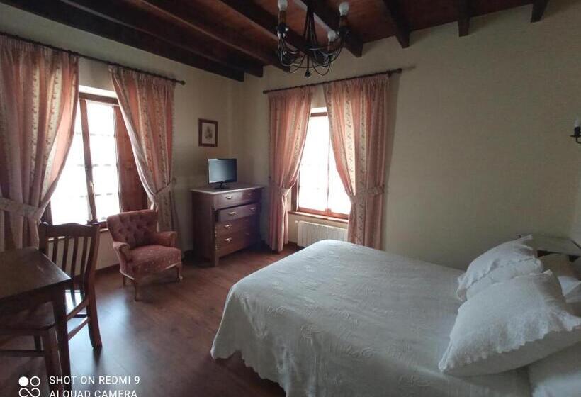 هتل روستایی Rural Ovio