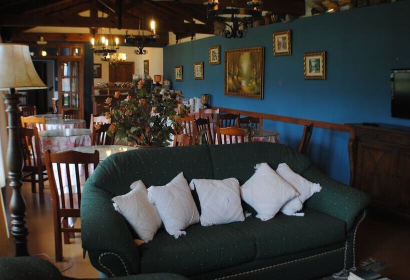 هتل روستایی Rural Ovio