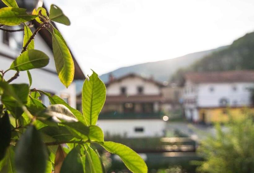 田舎風ホテル Spa Atxaspi