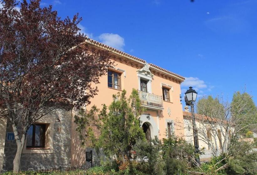 هتل روستایی Vettonia