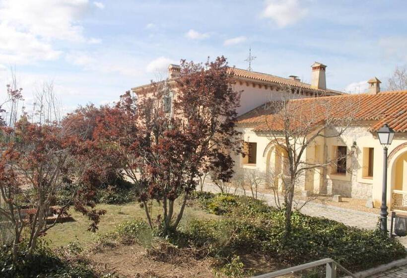 هتل روستایی Vettonia