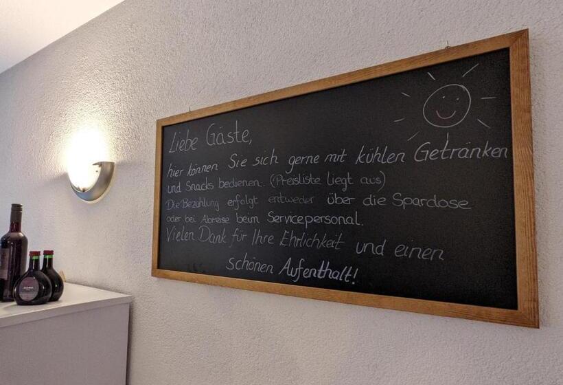 ホテル Saaletalstuben