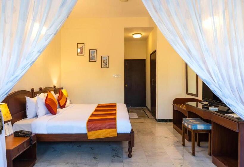 Sarovar   Lake Facing Boutique Hotel On Lake Pichola