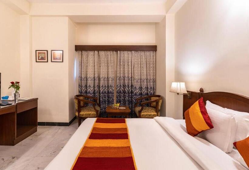 Sarovar   Lake Facing Boutique Hotel On Lake Pichola