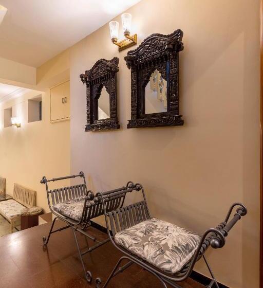 Sarovar   Lake Facing Boutique Hotel On Lake Pichola