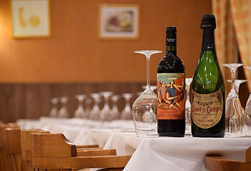 Wuau! Hotel Segle Xx