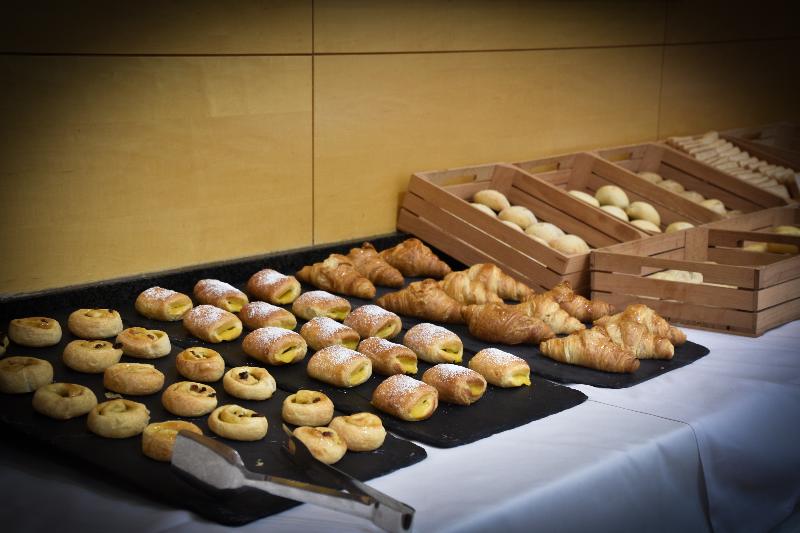 فندق Senator Parque Central