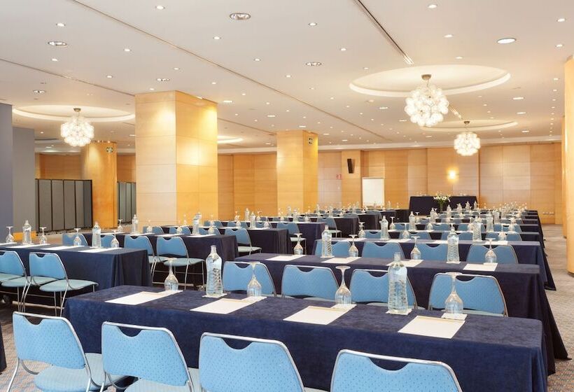 فندق Senator Parque Central