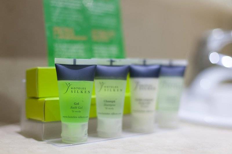 ホテル Silken Luis De Leon