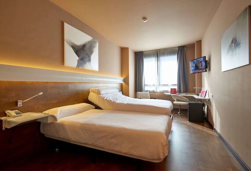 هتل Silken Monumental Naranco