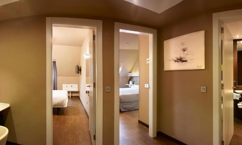 هتل Silken Monumental Naranco