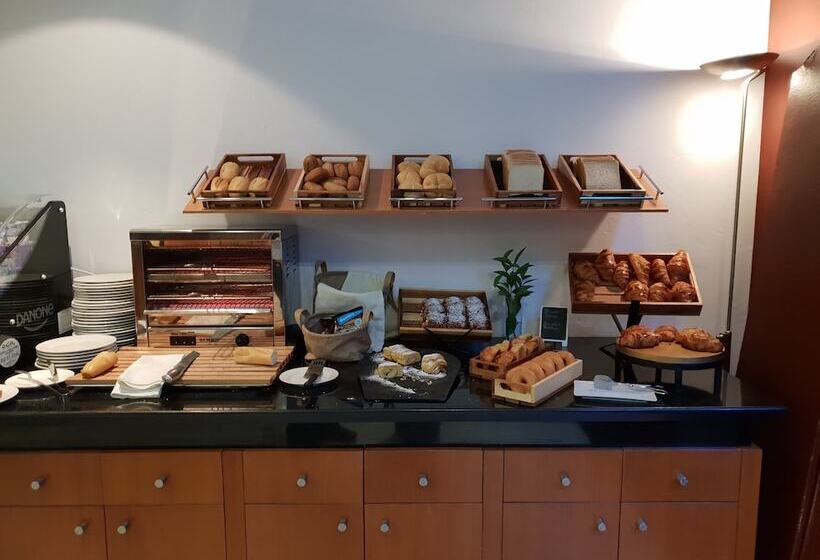 Отель Silken Sant Gervasi