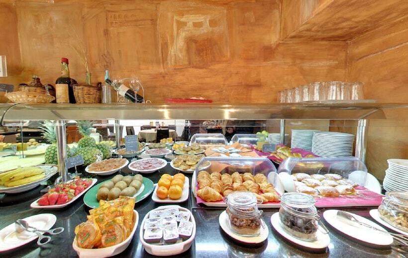 Отель Silken Sant Gervasi