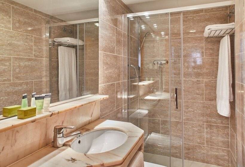 Отель Silken Sant Gervasi