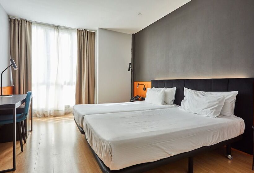 Отель Silken Sant Gervasi