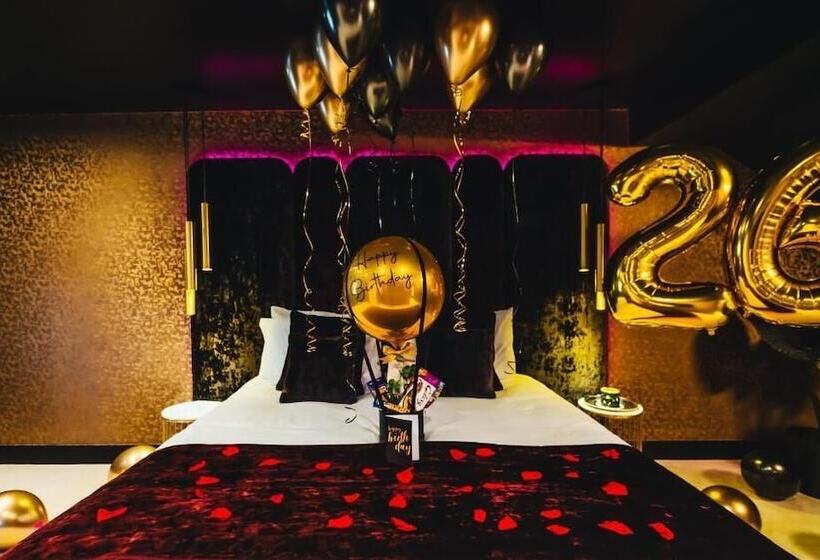 בית מלון כפרי The Cranleigh Boutique