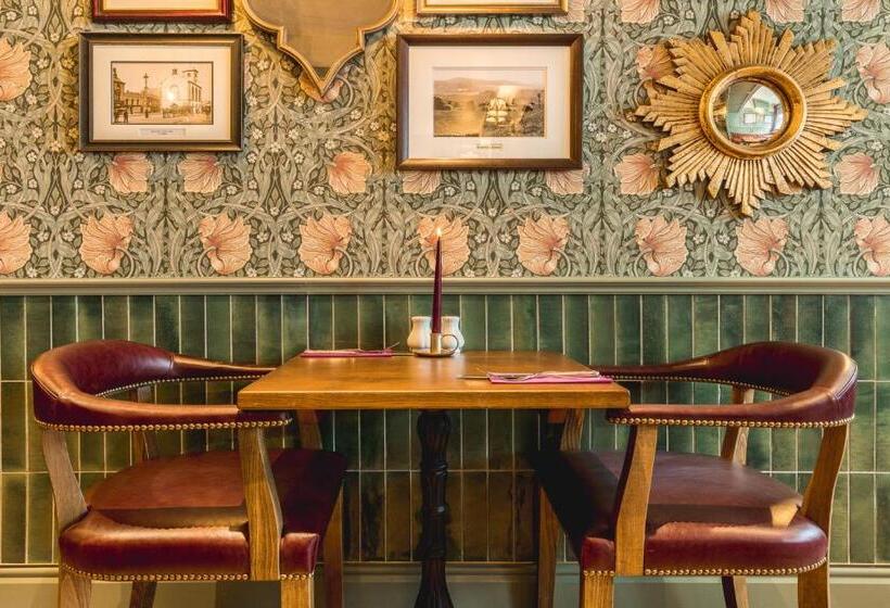 בית מלון כפרי The Kings Arms