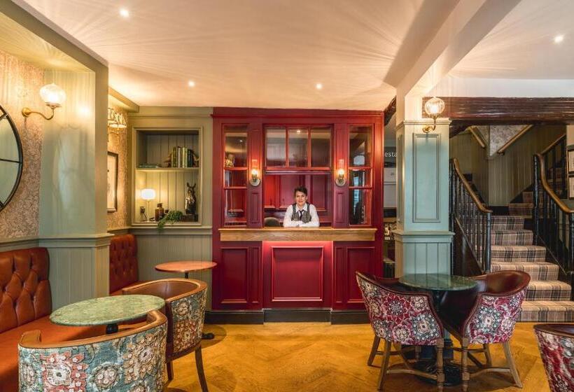 בית מלון כפרי The Kings Arms