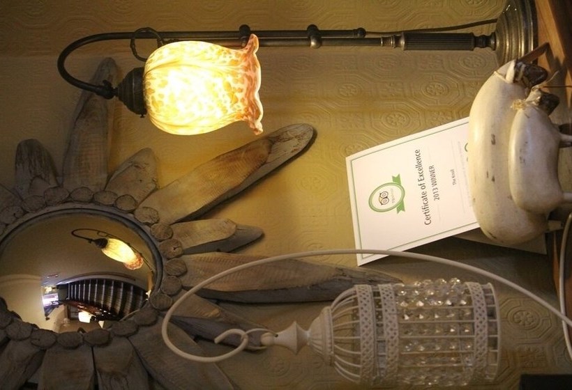 ホテル The Knoll Country House