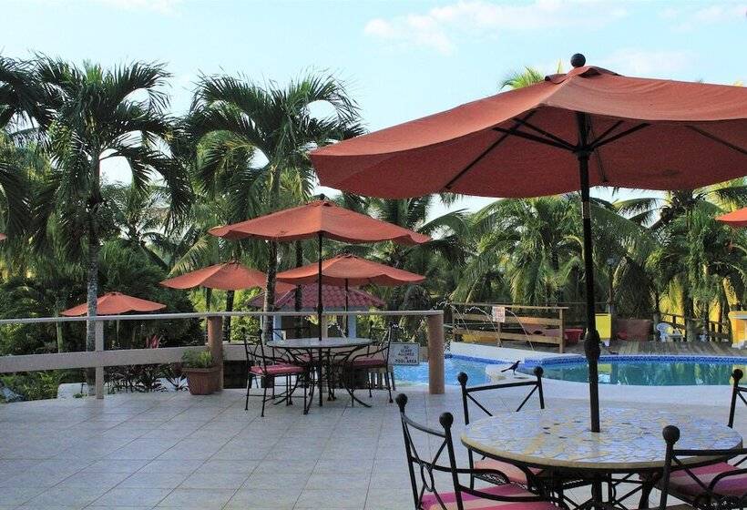 酒店 The Log Cabinn