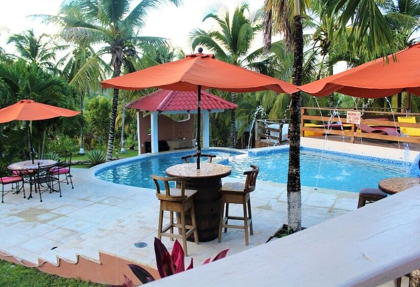 酒店 The Log Cabinn