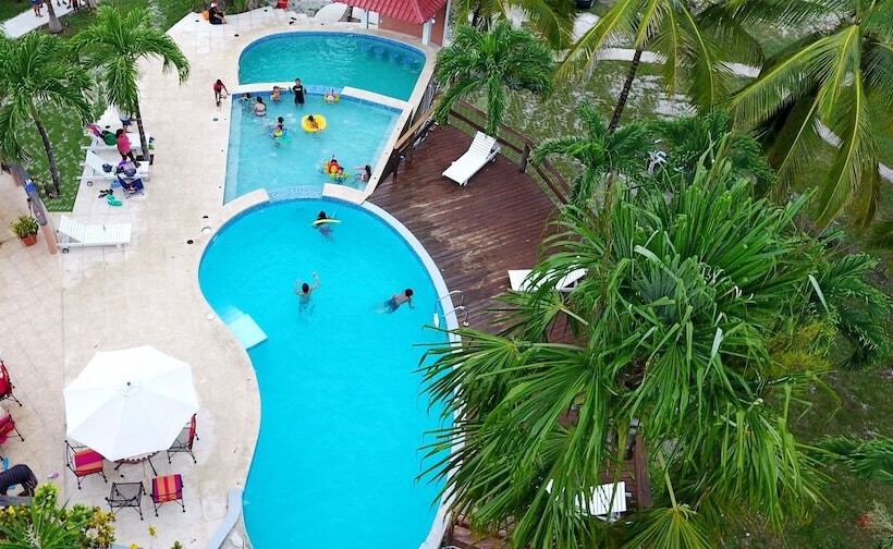 酒店 The Log Cabinn