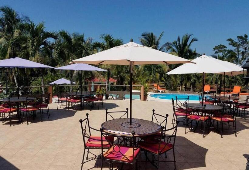 酒店 The Log Cabinn