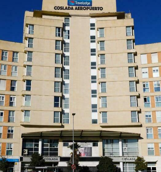 בית מלון כפרי Travelodge Madrid Coslada Airport