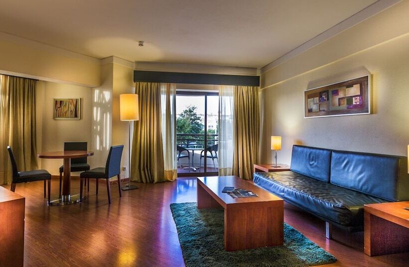 Отель Vila Gale Cerro Alagoa