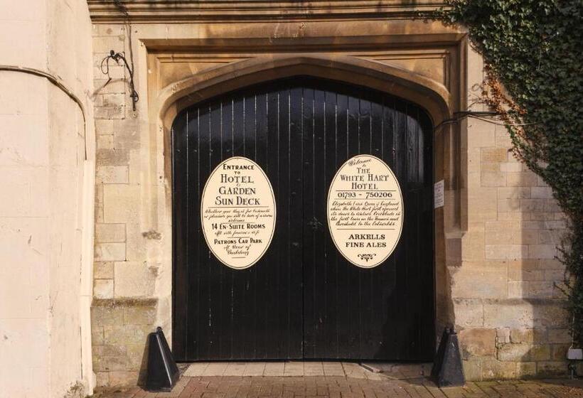 ホテル White Hart