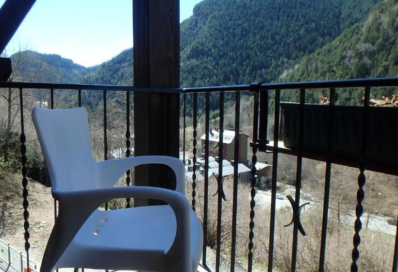 בית מלון כפרי Xalet Besoli