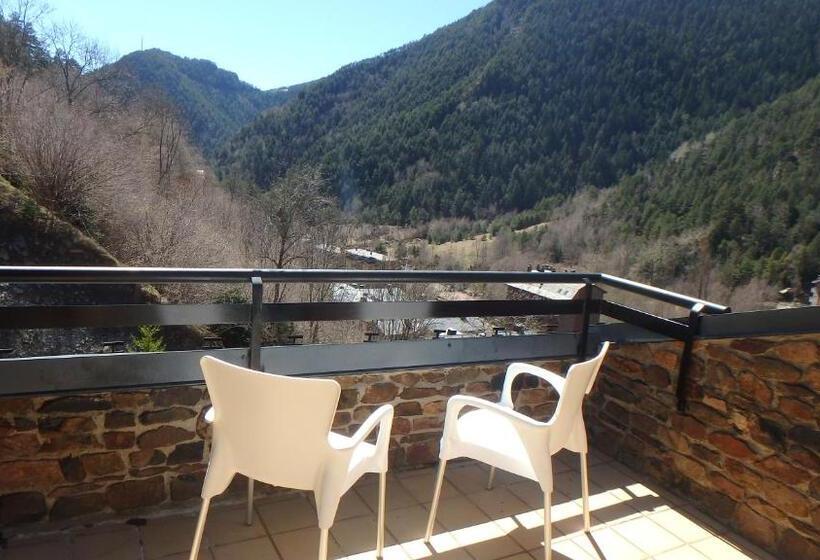 בית מלון כפרי Xalet Besoli