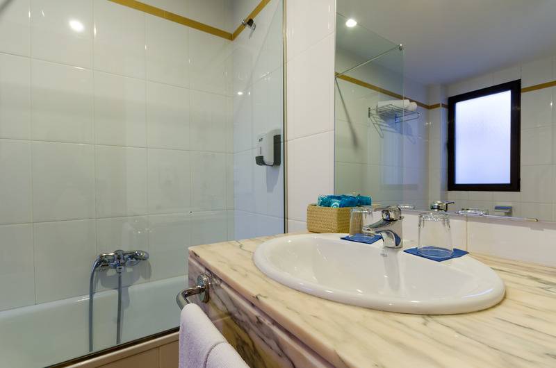 هتل Yit Conquista De Toledo