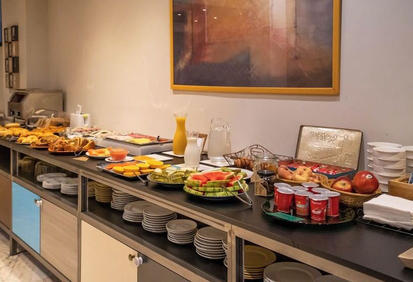 酒店 Yit Conquista De Toledo