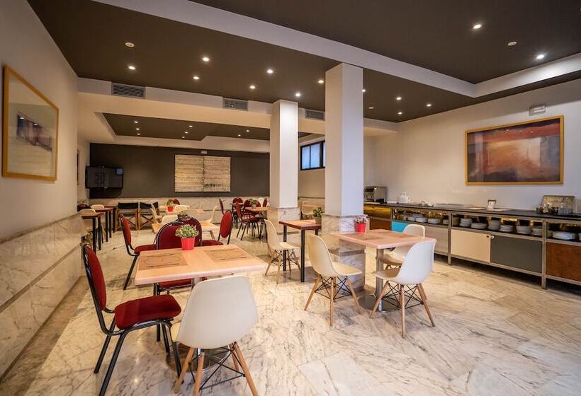 هتل Yit Conquista De Toledo