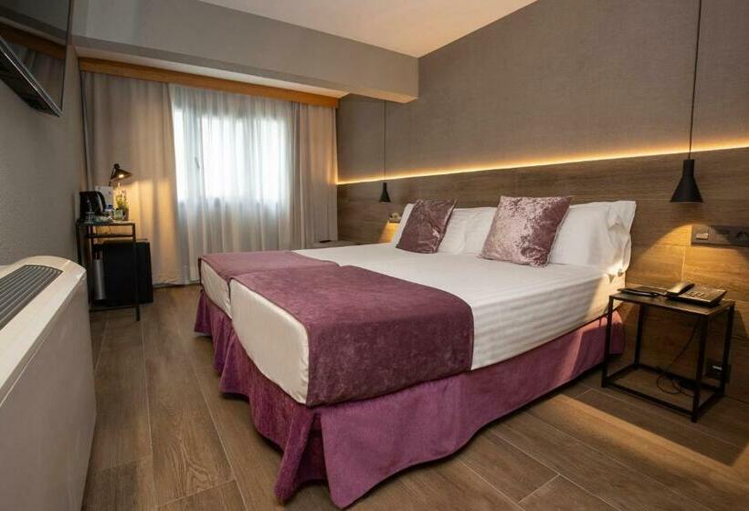 فندق YOMO Eureka