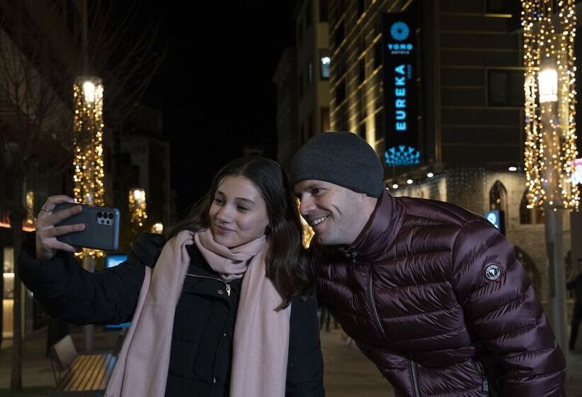 فندق YOMO Eureka