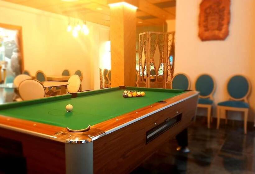 فندق YOMO Eureka