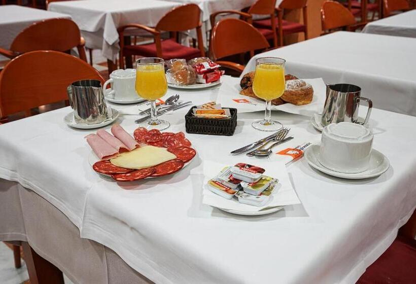 호텔 Zenit Diplomatic