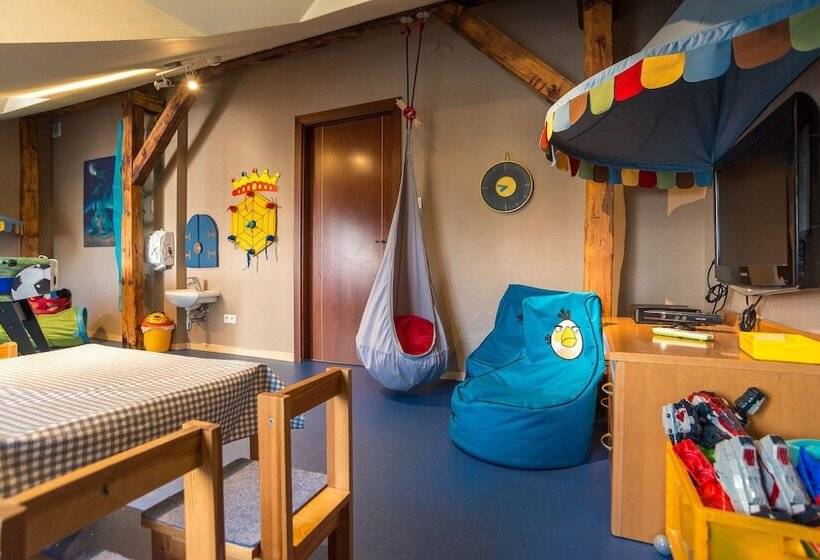 Niebieski Art Hotel & Spa