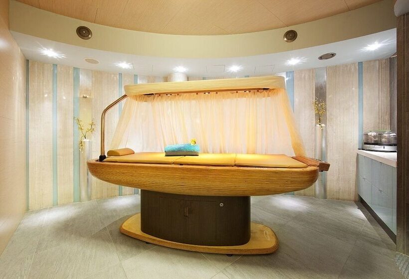 Niebieski Art Hotel & Spa