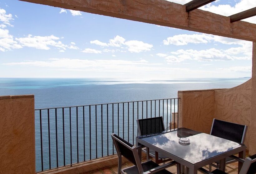 Occidental Pueblo Acantilado