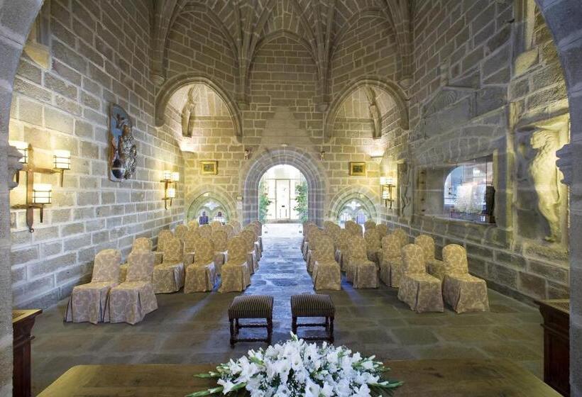 Parador De Plasencia