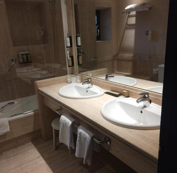 Parador De Santillana Gil Blas