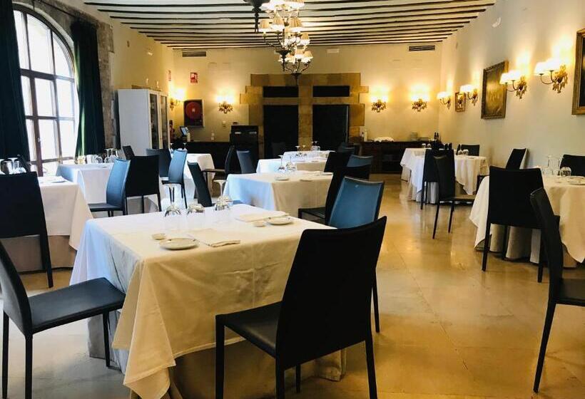 Parador De Santillana Gil Blas