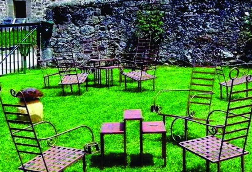 펜션 Real Posada De La Mesta