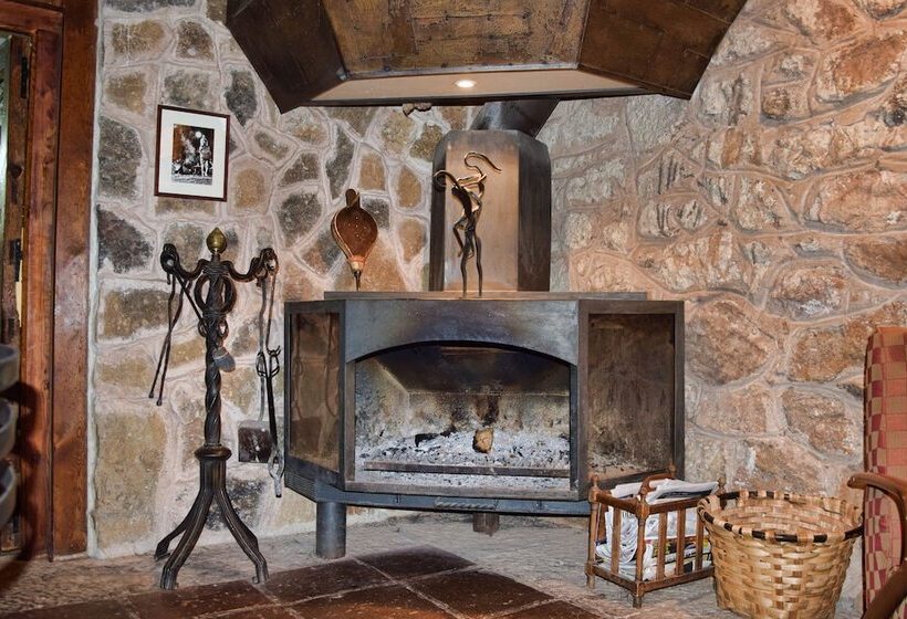 펜션 Real Posada De La Mesta