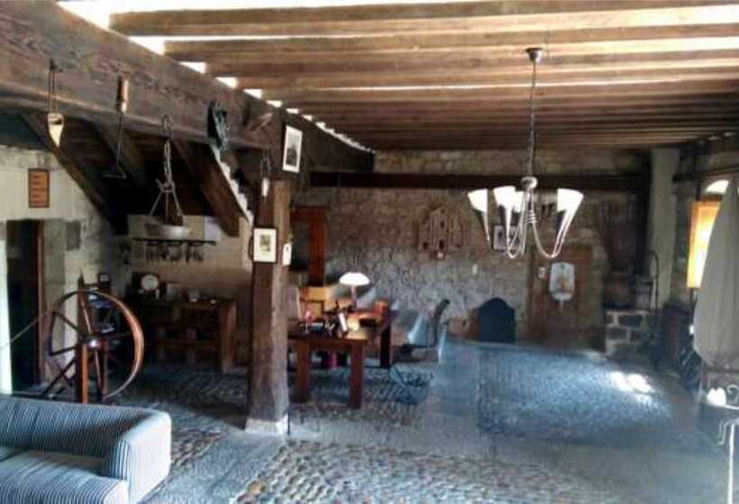 펜션 Real Posada De La Mesta