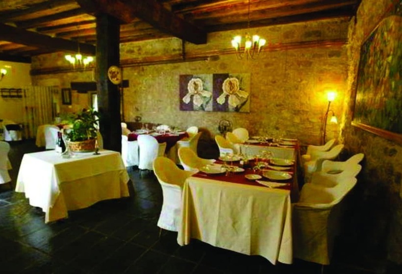 펜션 Real Posada De La Mesta